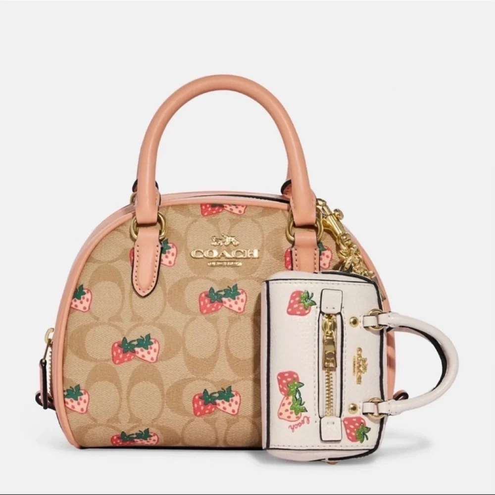 🍓COACH🍓MINI🍓CHARM🍓 - Picture 7 of 16